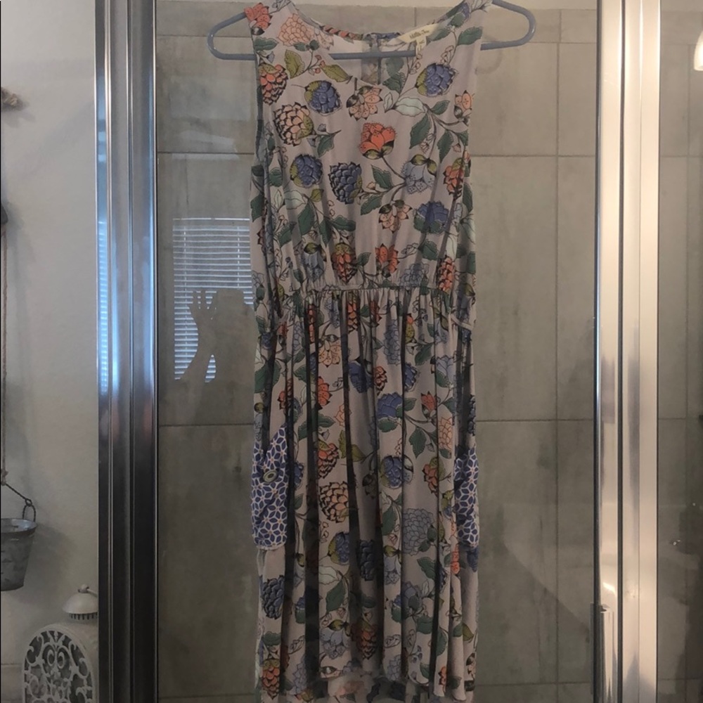 Button back dress with pockets